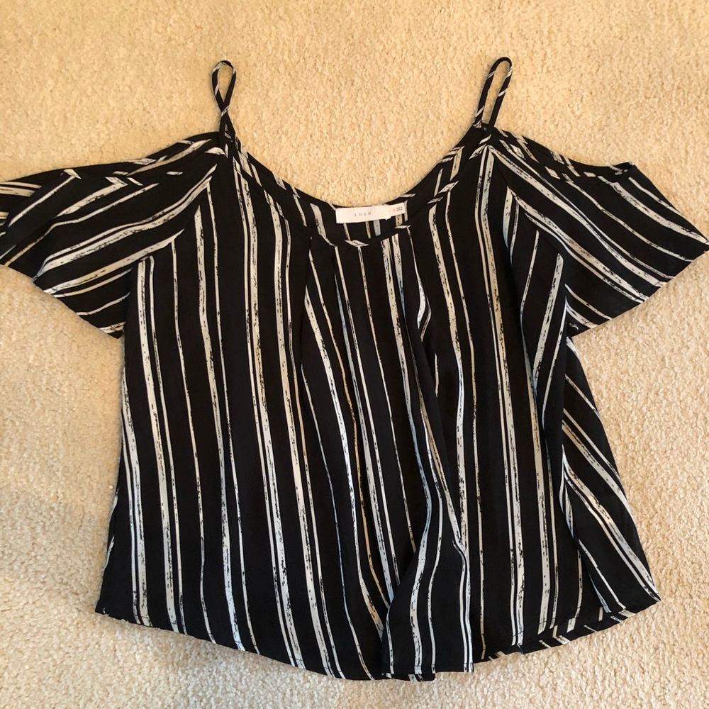 Cold shoulder short sleeve blouse